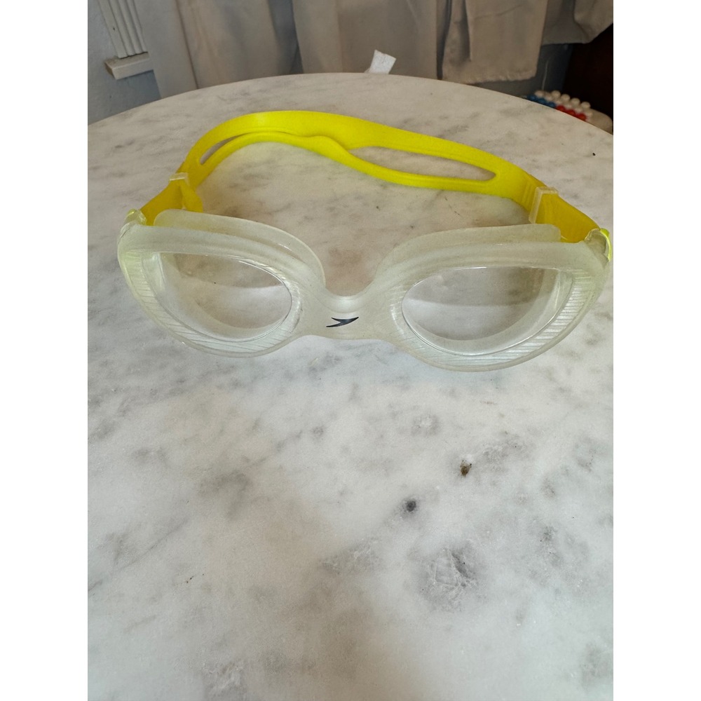 Speedo Adult Swim Goggles Anti Fog UV Protection Adjustable Yellow Strap Clear‎